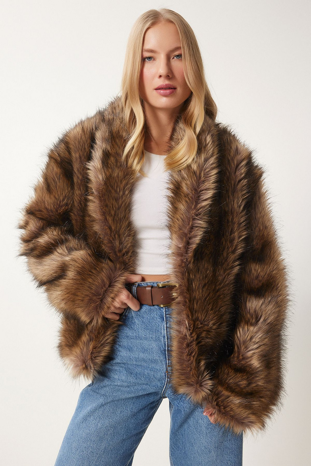 Happiness İstanbul Women's Mink Shawl Collar Faux Fur Jacket
