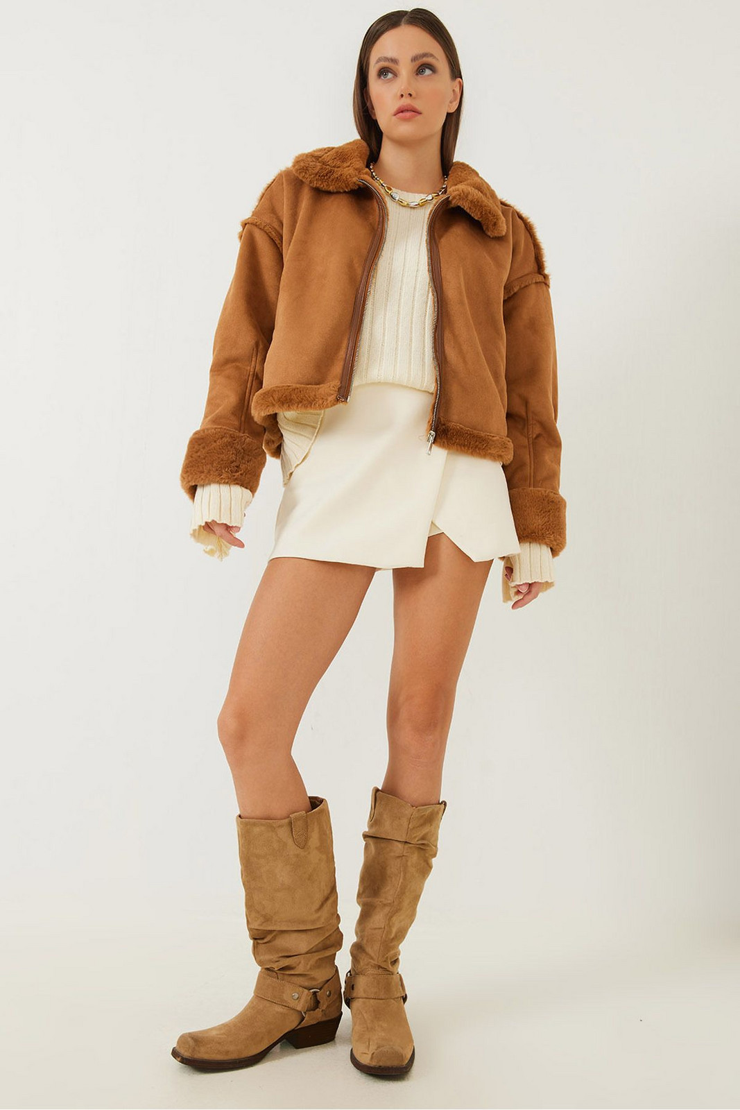 Bianco Lucci Women's Furry Pocket Detailed Piping Suede Coat