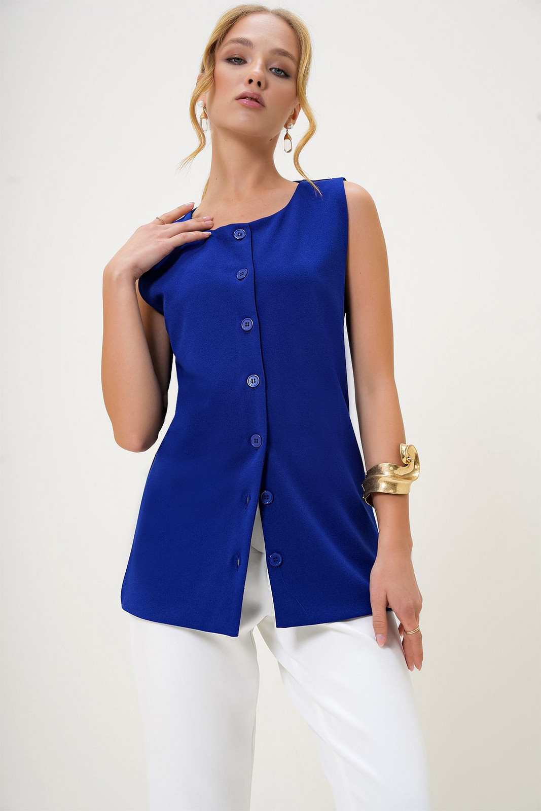 Trend Alaçatı Stili Women's Saxe Crew Neck Knitted Crepe Long Vest