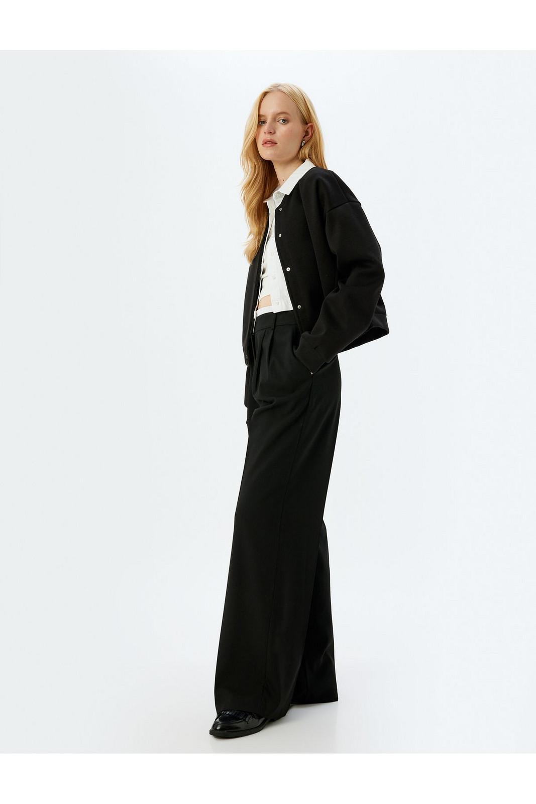 Koton Double Waist Detailed Pocket Pleated Detailed Wide Leg Fabric Trousers