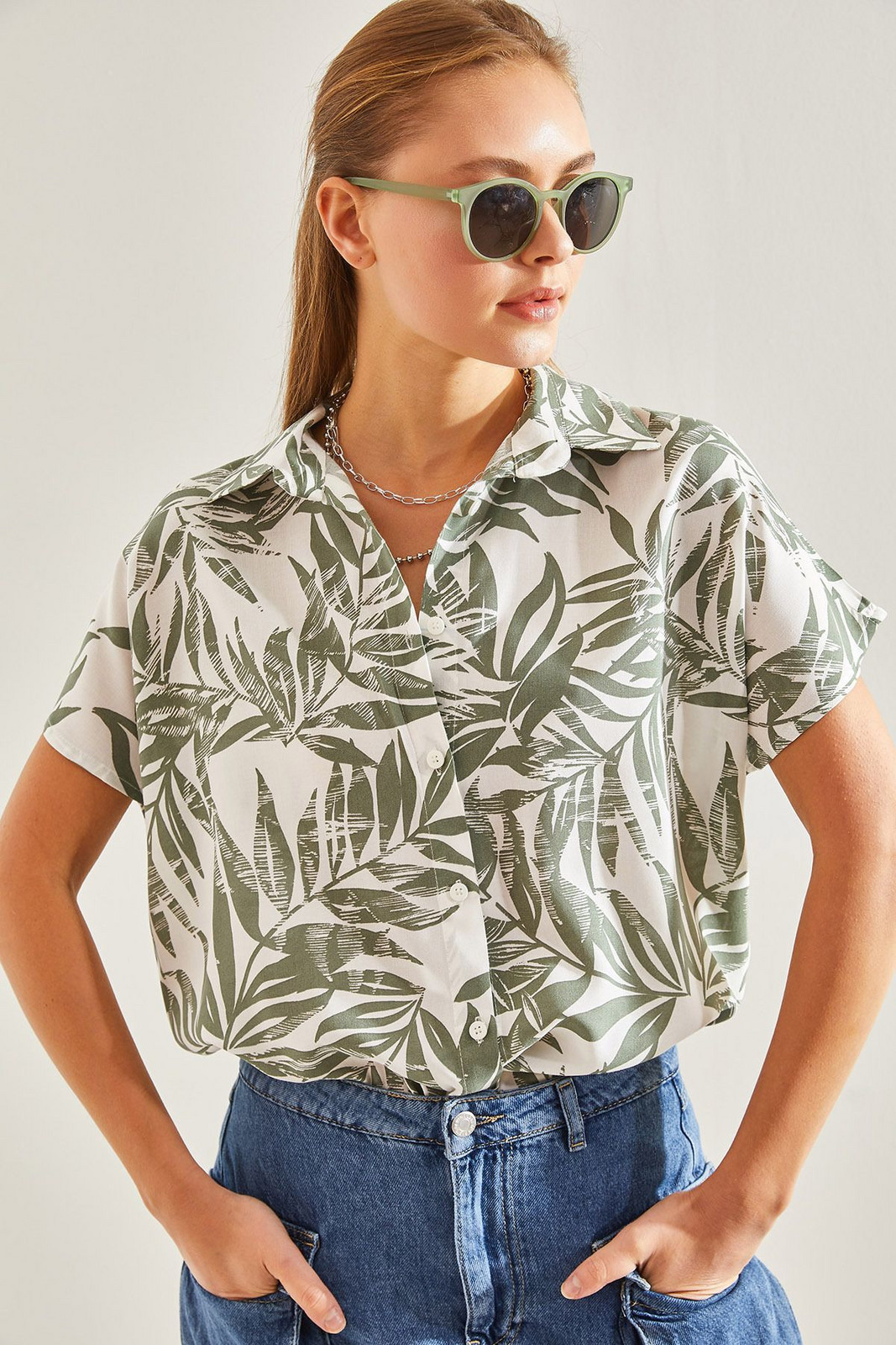 Bianco Lucci Women's Floral Patterned Short Sleeve Viscose Shirt