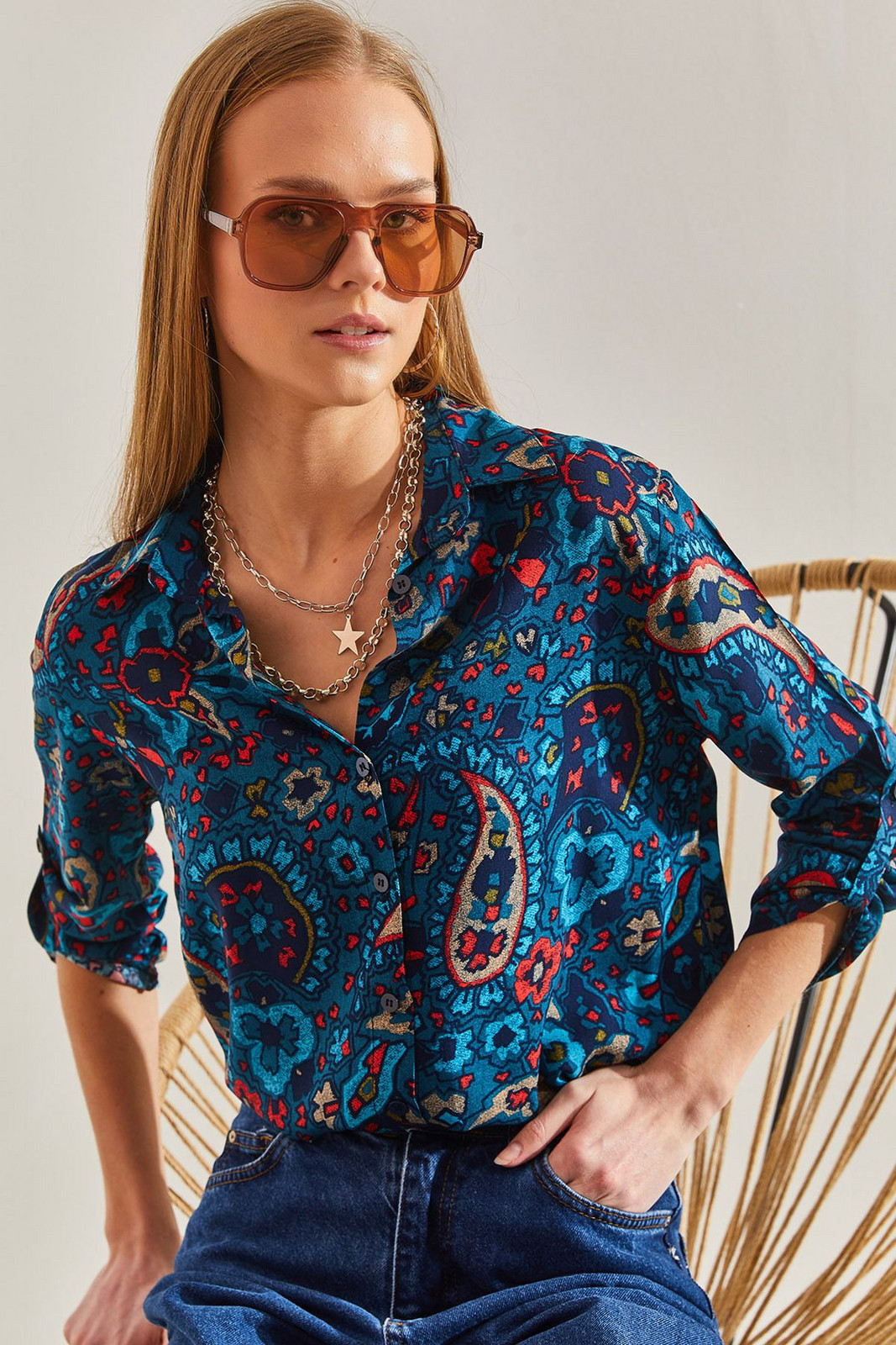 Bianco Lucci Women's Sleeve Fold Floral Pattern Viscose Shirt