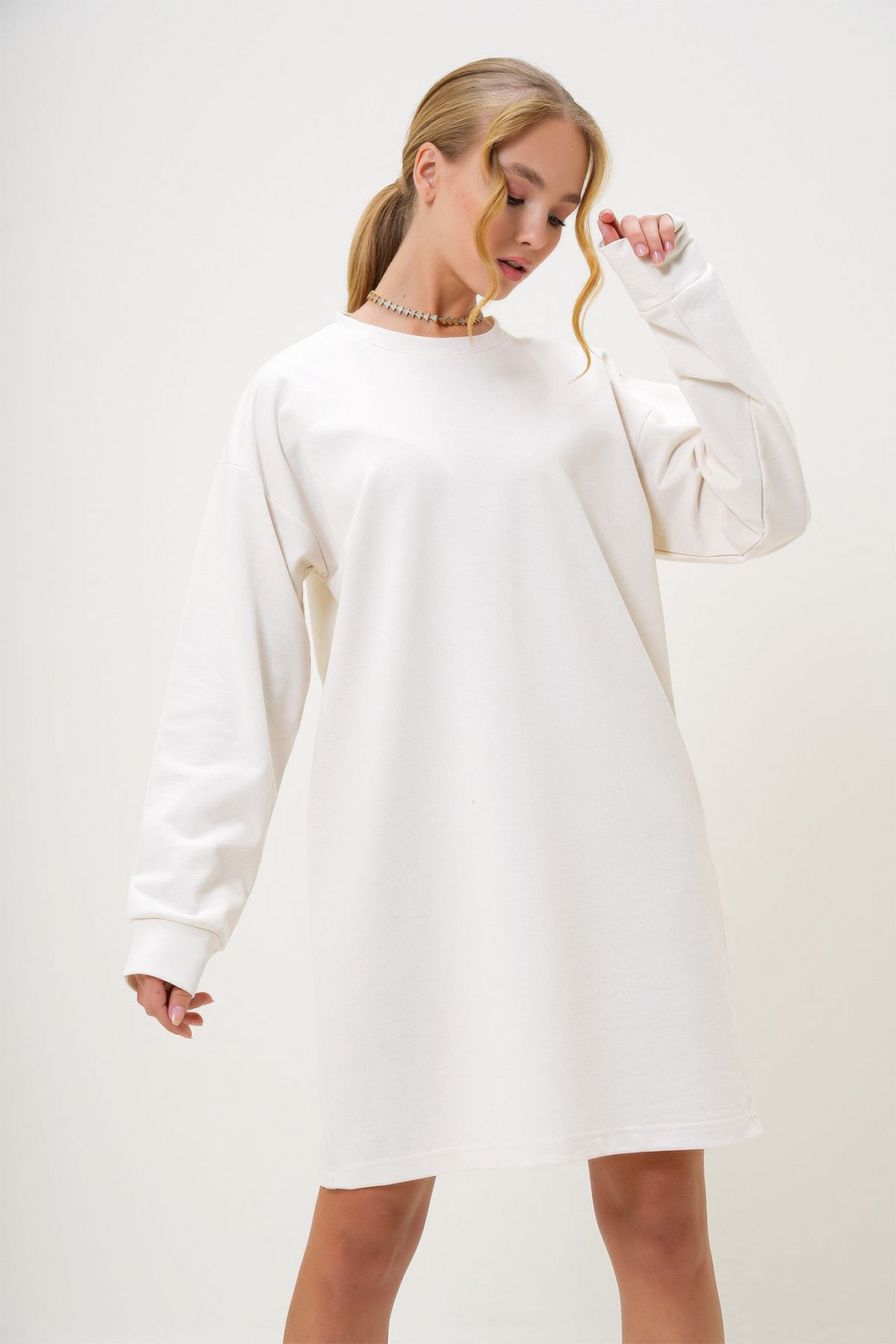 Trend Alaçatı Stili Women's Ecru Crew Neck Sweatshirt Dress
