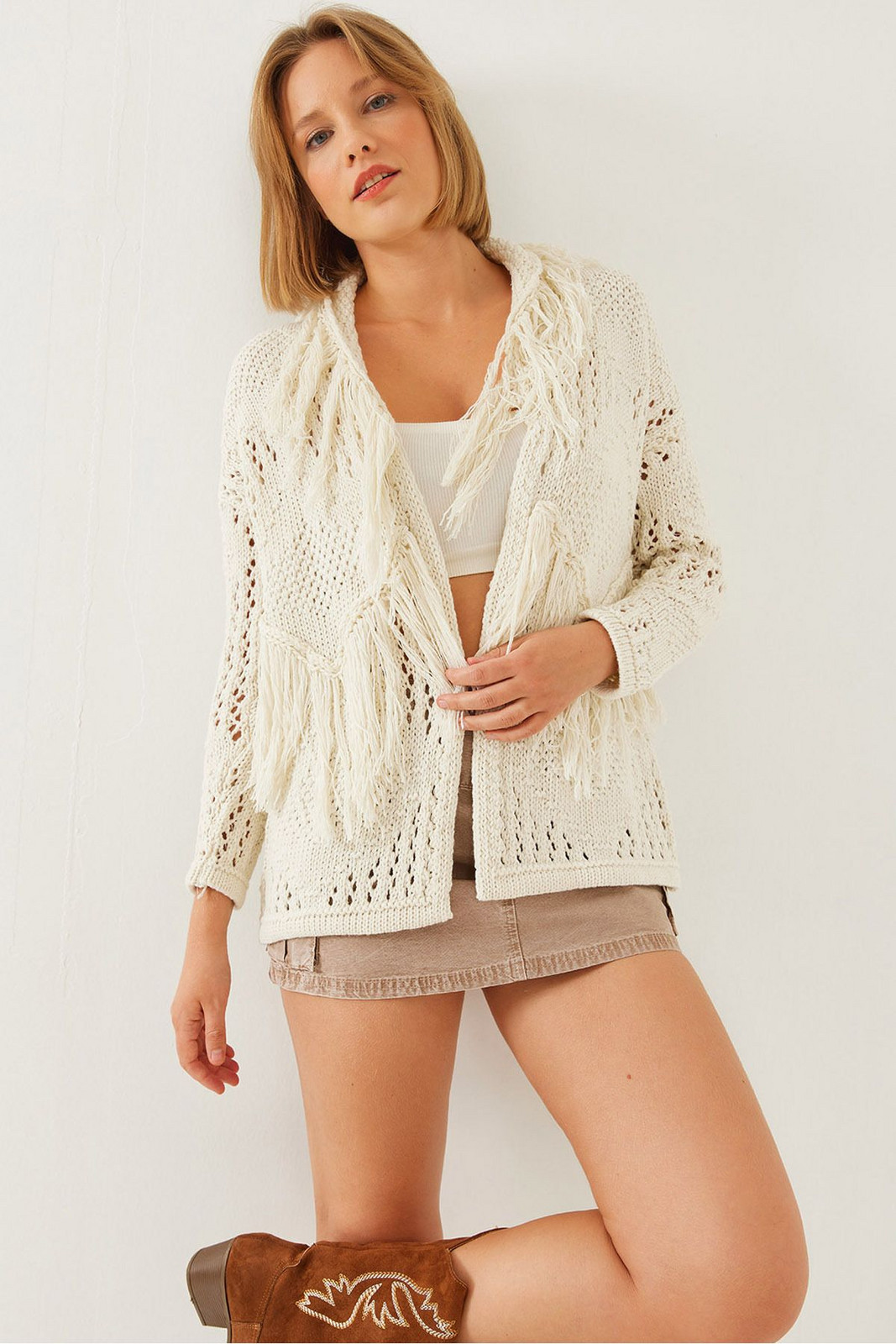 Bianco Lucci Women's Fringed Knitted Cardigan
