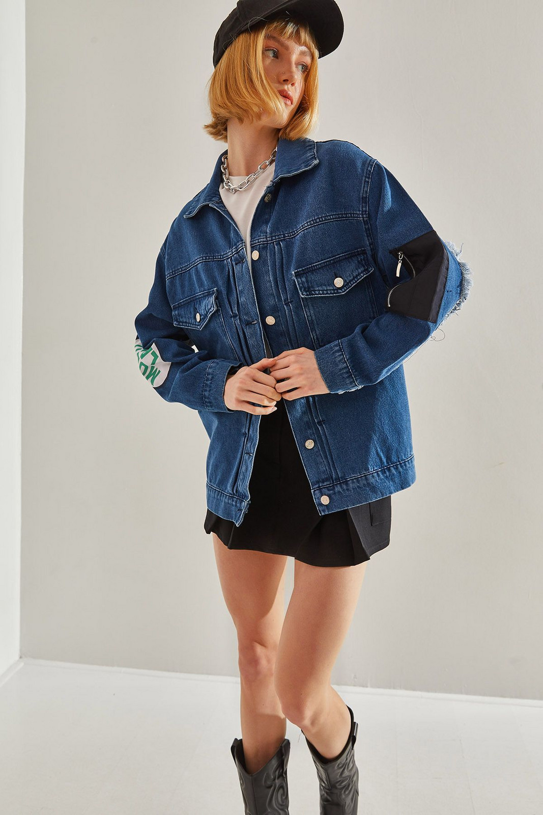 Bianco Lucci Women's Memory Back Garni Detail Denim Jacket