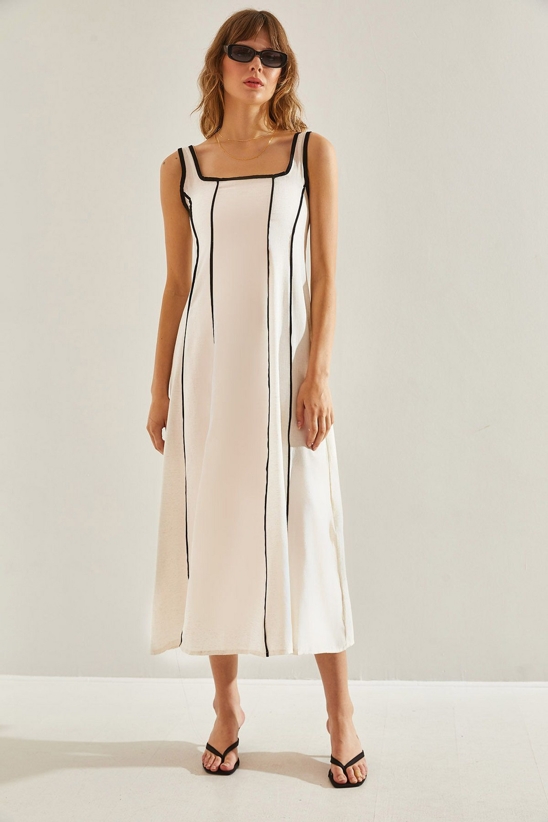 Bianco Lucci Women's Piping Detailed Lined Linen Dress