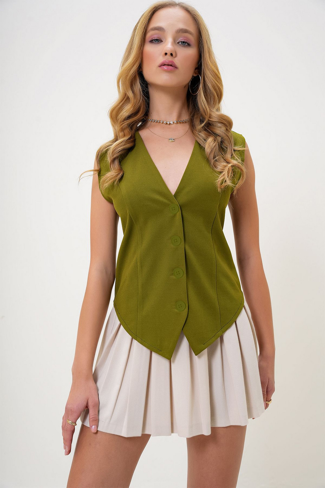 Trend Alaçatı Stili Women's Oil Green Body-fitting Adjustable Woven Vest