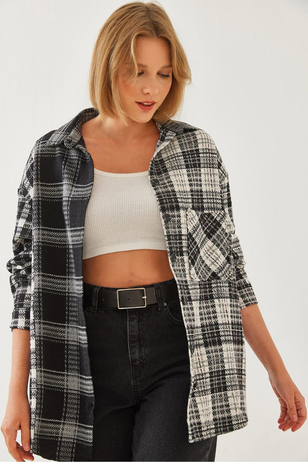 Bianco Lucci Women's Patterned Single Pocket Stamp Shirt