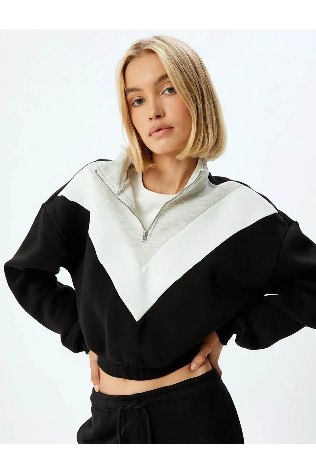 Koton Color Block Stand Collar Three Thread Raised Half Zip Crop Sweatshirt