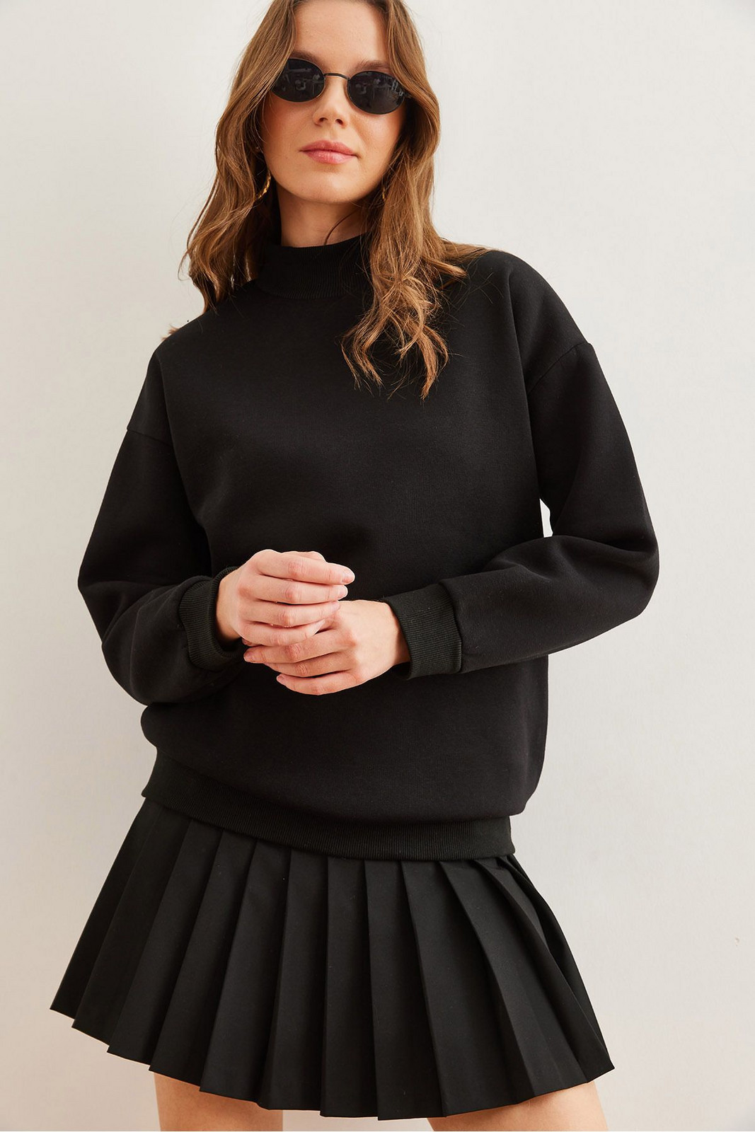 Olalook Women's Black Half Turtleneck Basic Sweatshirt