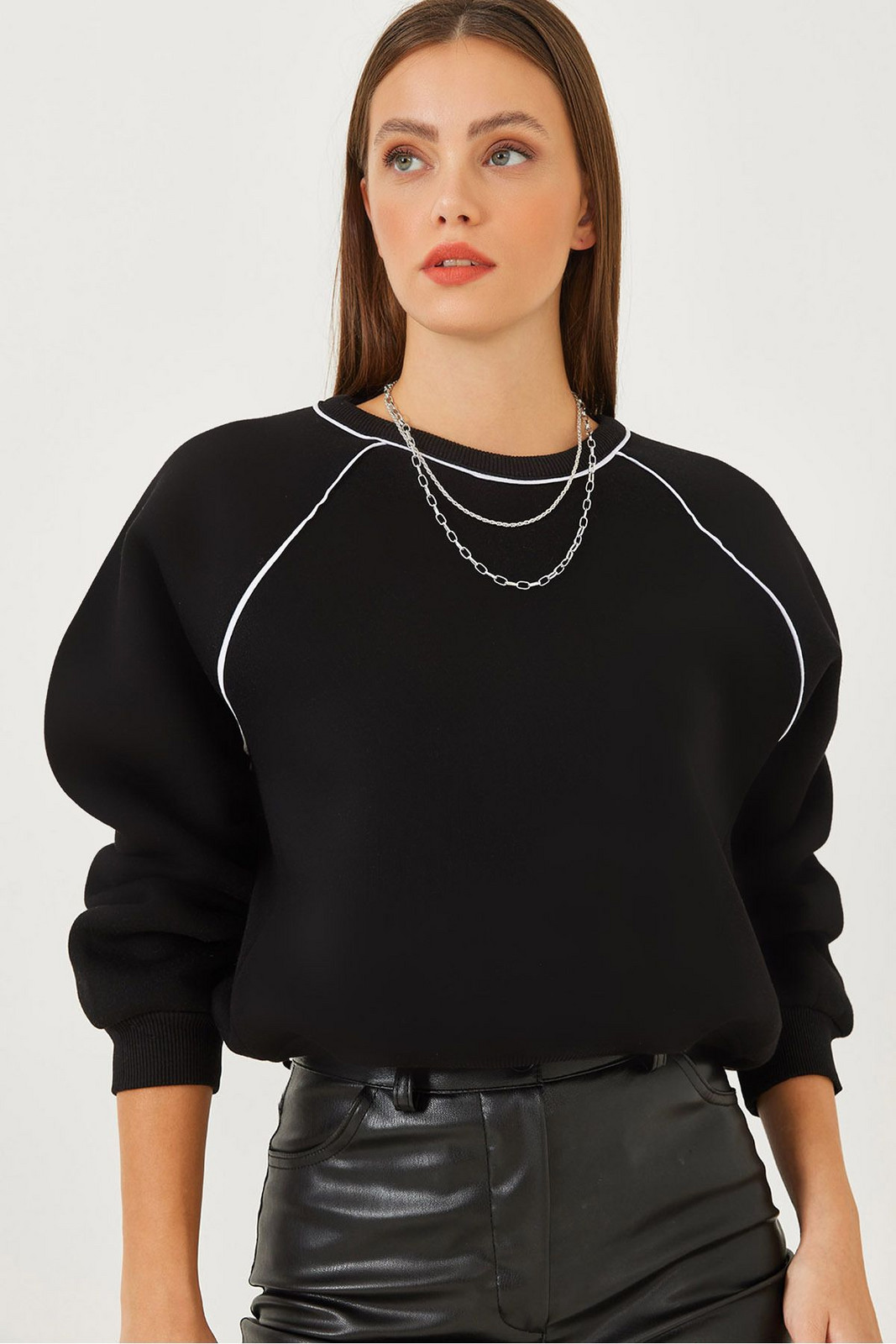 Bianco Lucci Women's Piping Detailed Three Thread Raised Sweatshirt