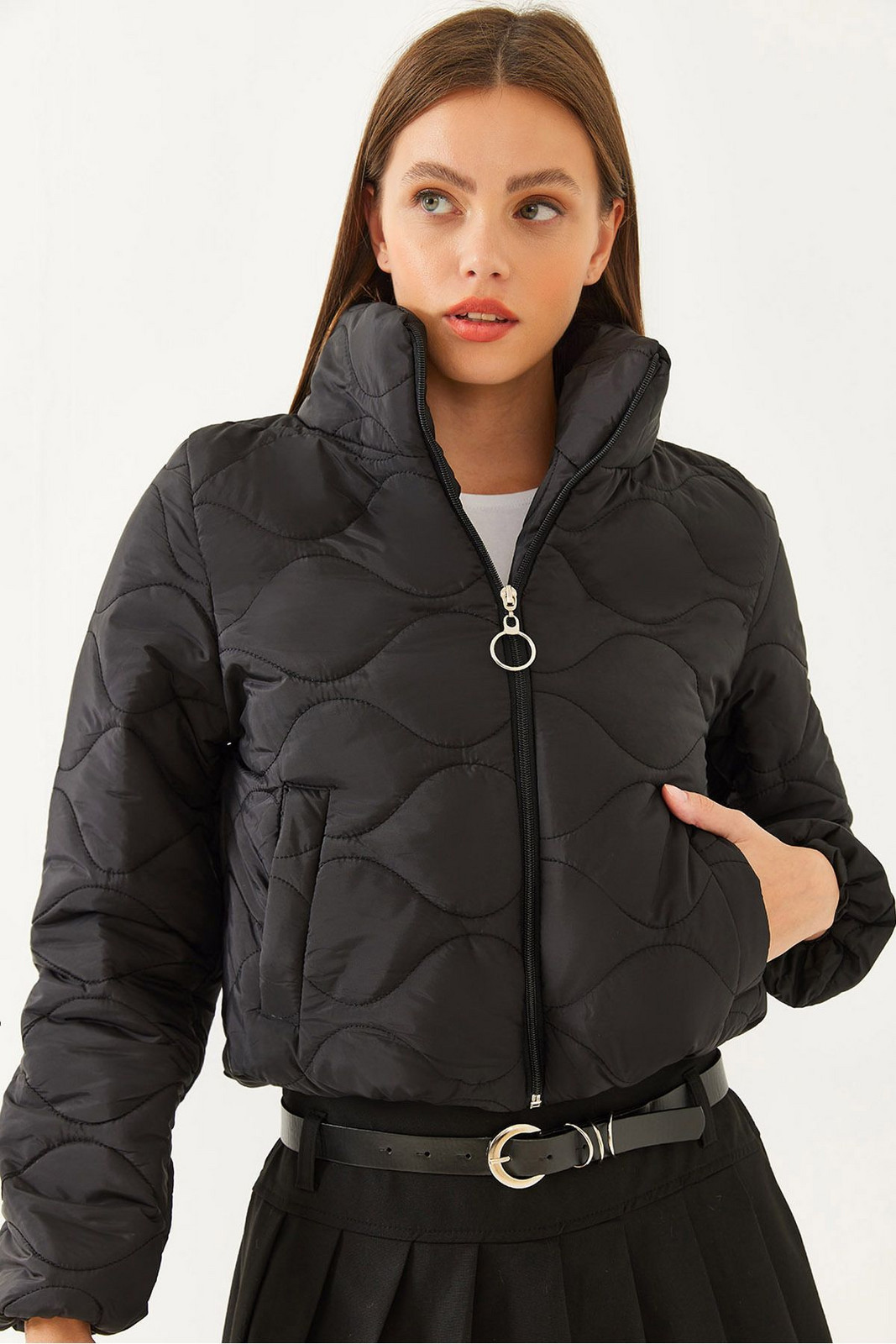 Bianco Lucci Women's Stand Collar Waterproof Short Puffer Jacket