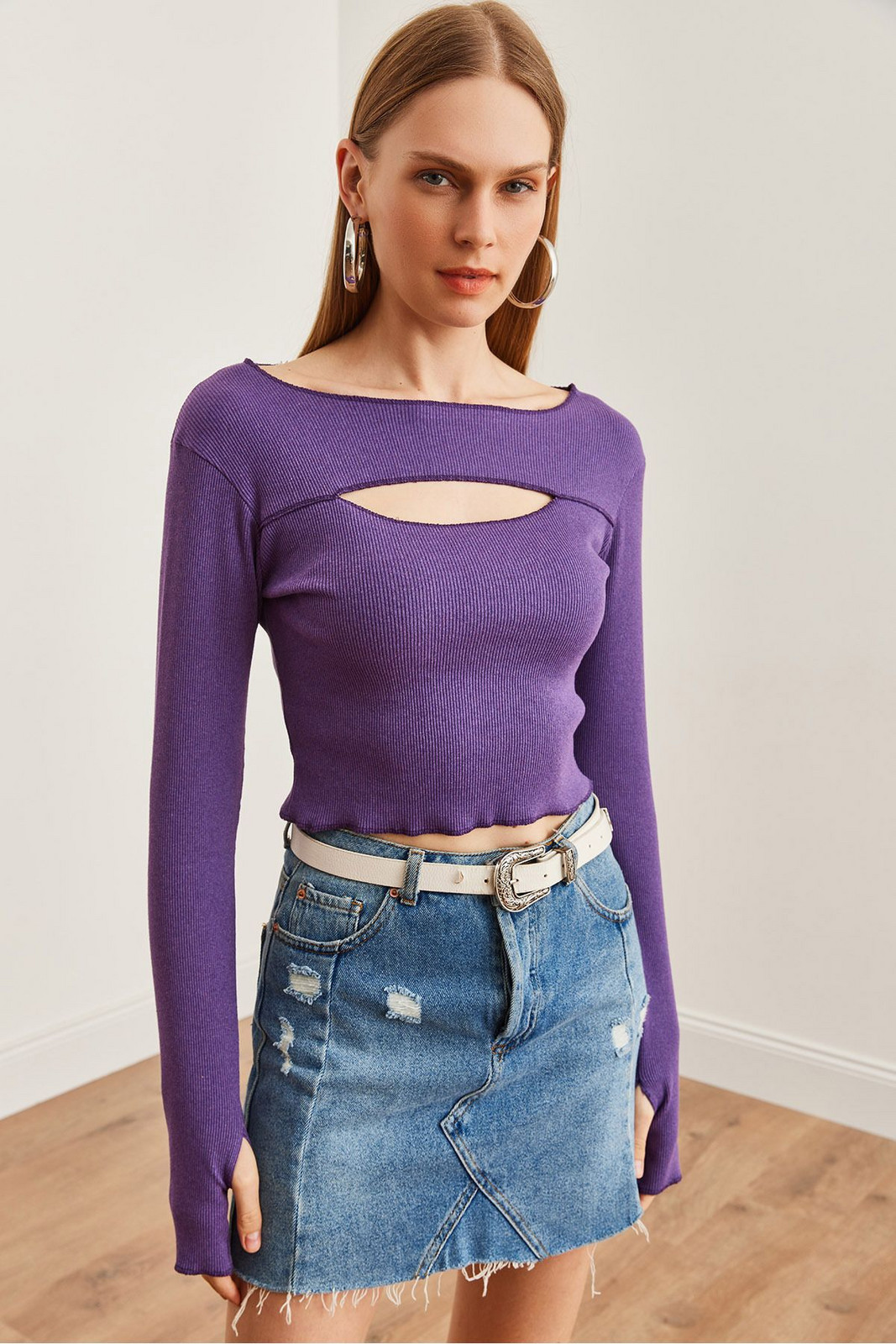 Olalook Women's Purple Robe Cut Out Finger Detailed Flexible Crop Blouse