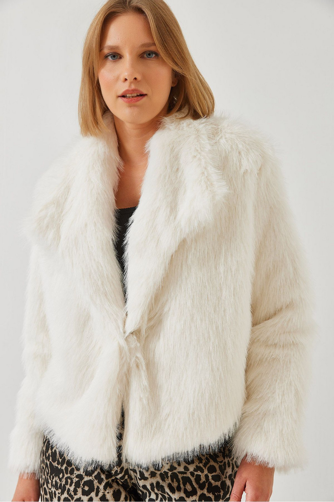 Bianco Lucci Women's Fur Lined Coat 5186