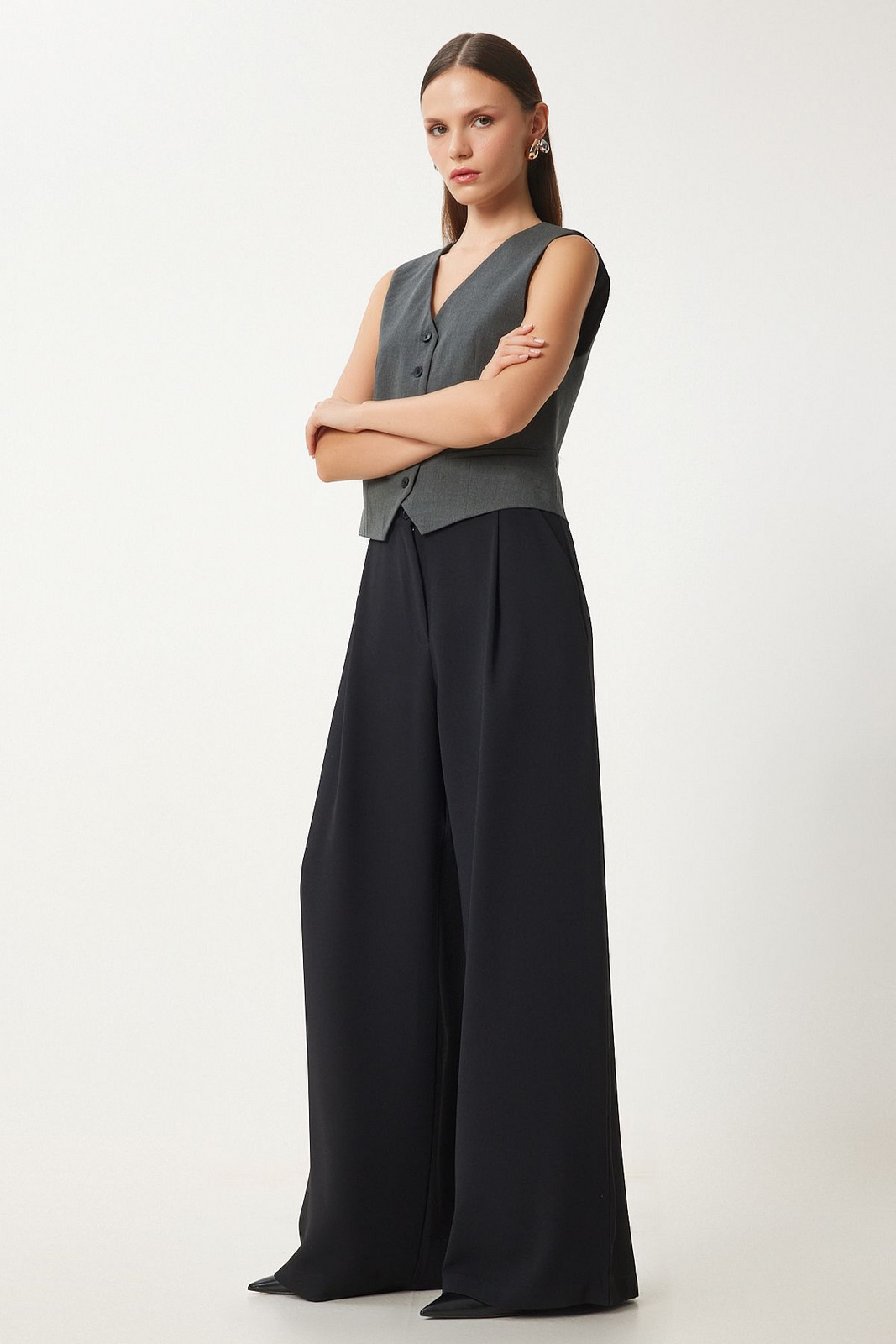 Happiness İstanbul Women's Black Pocketed Woven Palazzo Pants