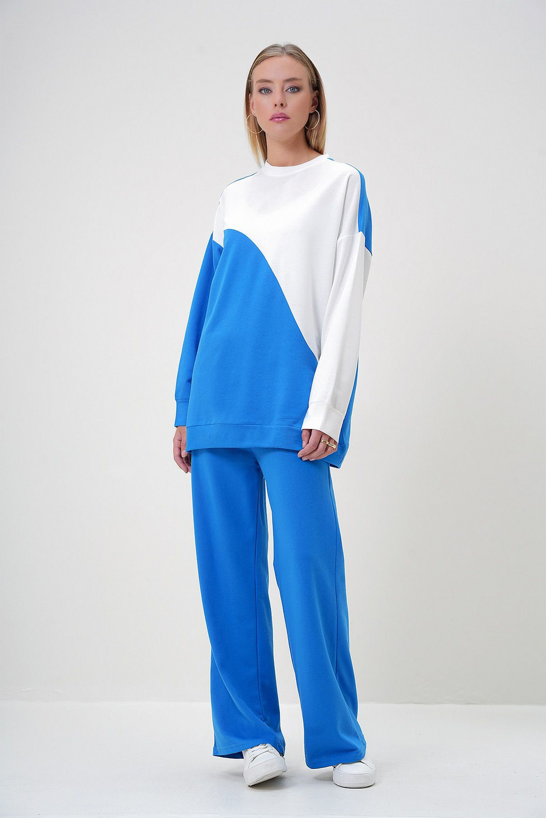 Trend Alaçatı Stili Women's Saxe Crew Neck Color Block Two Thread Bottom-Top Set