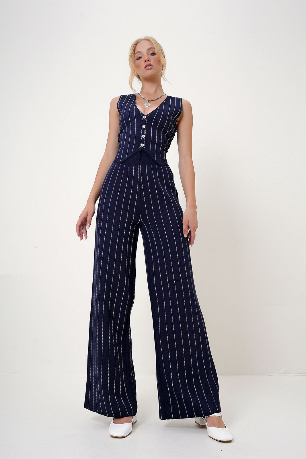 Trend Alaçatı Stili Women's Navy Blue V-Neck Buttoned Vest and Elastic Waistband Trousers Striped Knitwear Two Piece Set