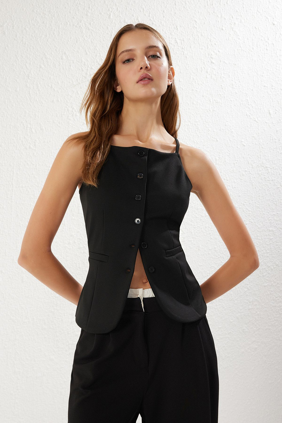 Trendyol Black Strap Buttoned Fleece Pocket Regular Knitted Vest