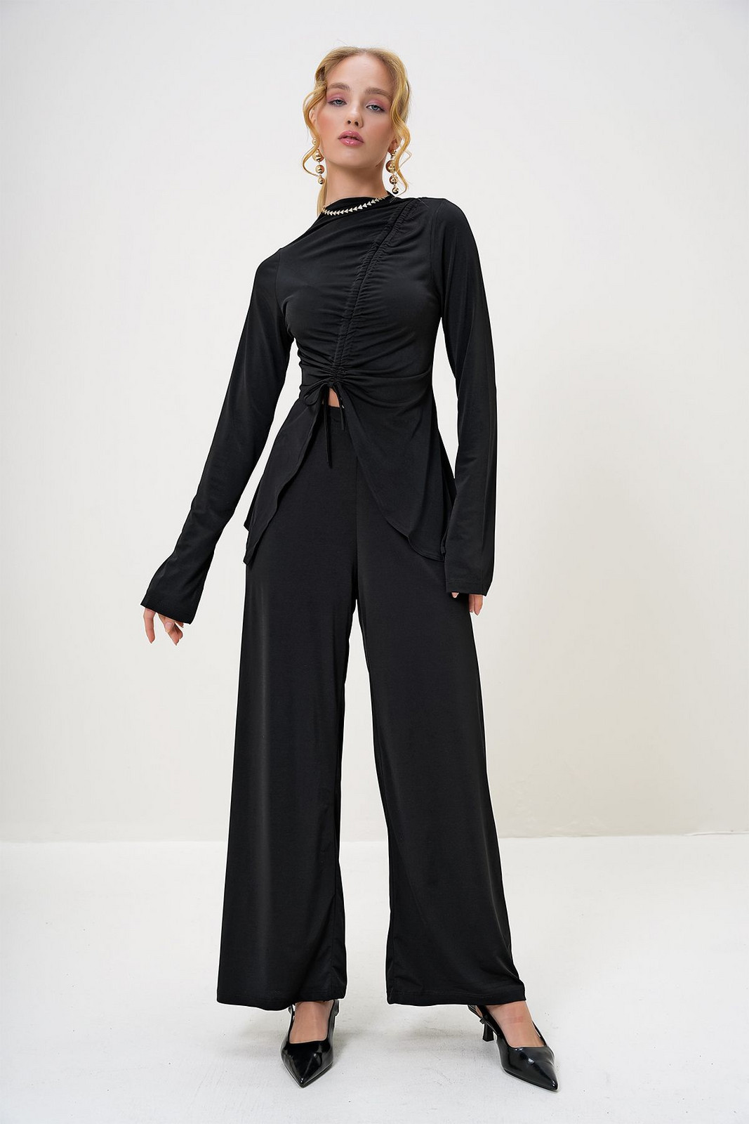 Trend Alaçatı Stili Women's Black Stand Collar Gathered Detail Asymmetric Cut Sandy Trouser Blouse Two Piece Set