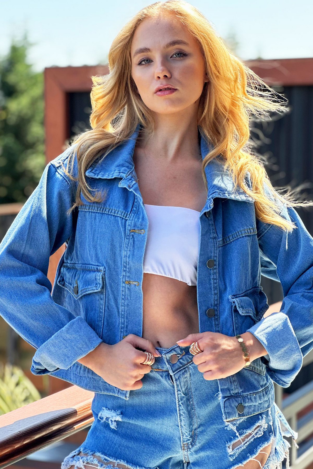 Trend Alaçatı Stili Women's Blue Double Pocket Buttoned Jean Jacket