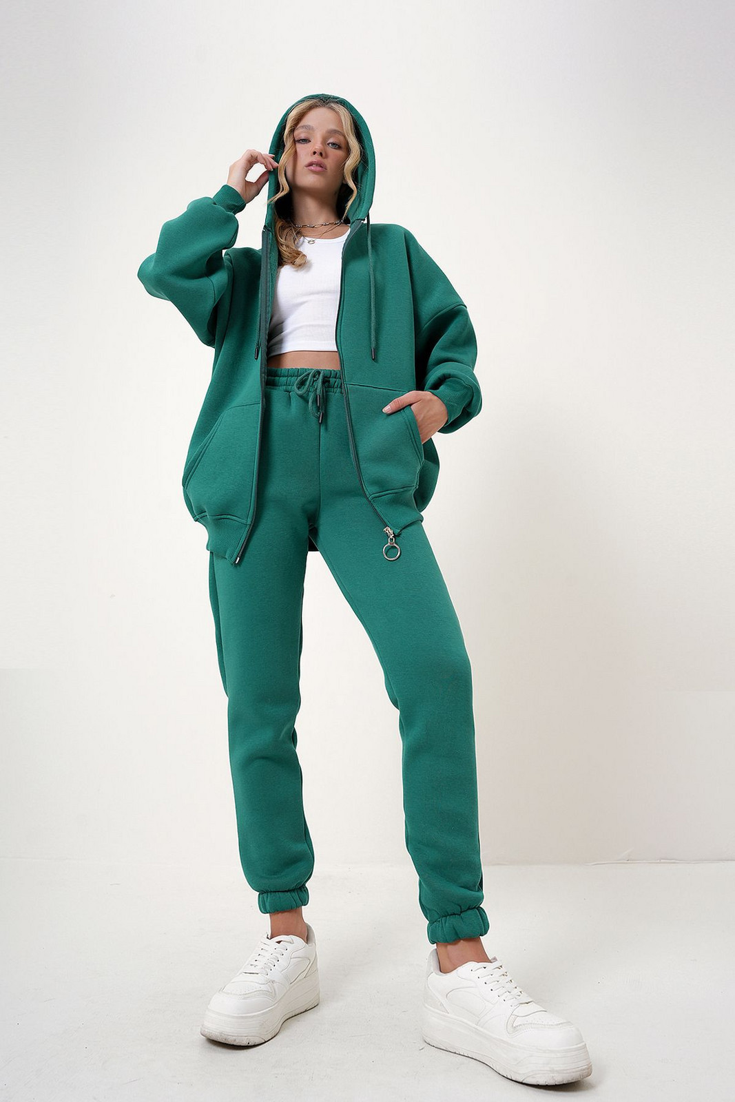 Trend Alaçatı Stili Women's Walnut Green Hooded Kangaroo Pocket 3 Yarn Inside Raised Tracksuit