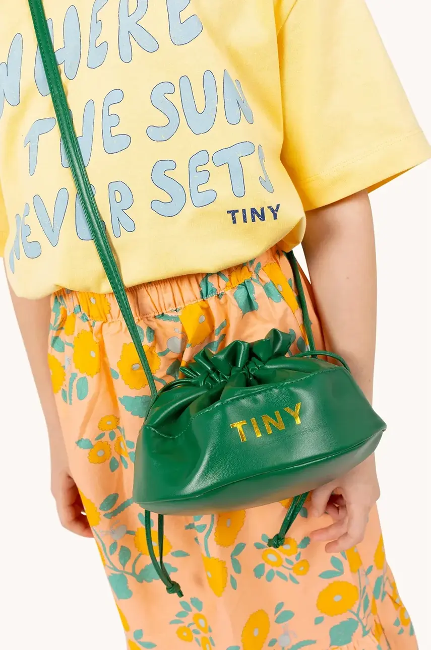 Detská kabelka Tinycottons SOLID BUCKET BAG zelená farba, SS25-388