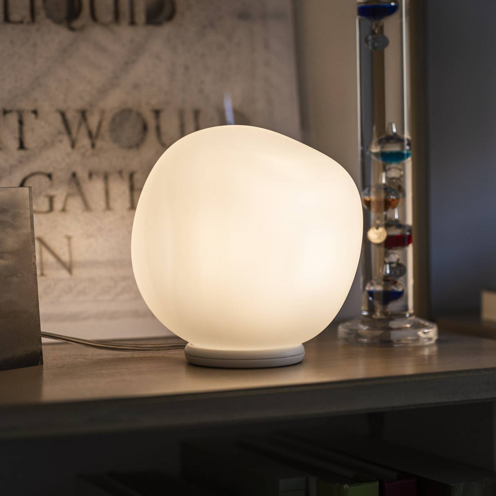 Stolná lampa Foscarini Hoba Piccola, Ø 13 cm, stmievateľná, sklo