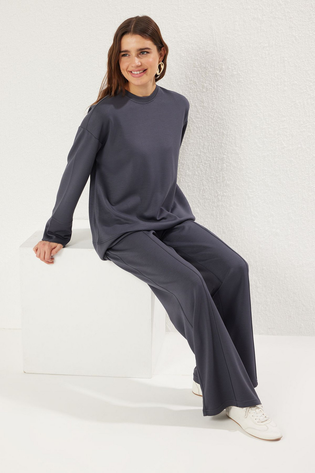 Trendyol Anthracite Soft Texture Knitted Tracksuit
