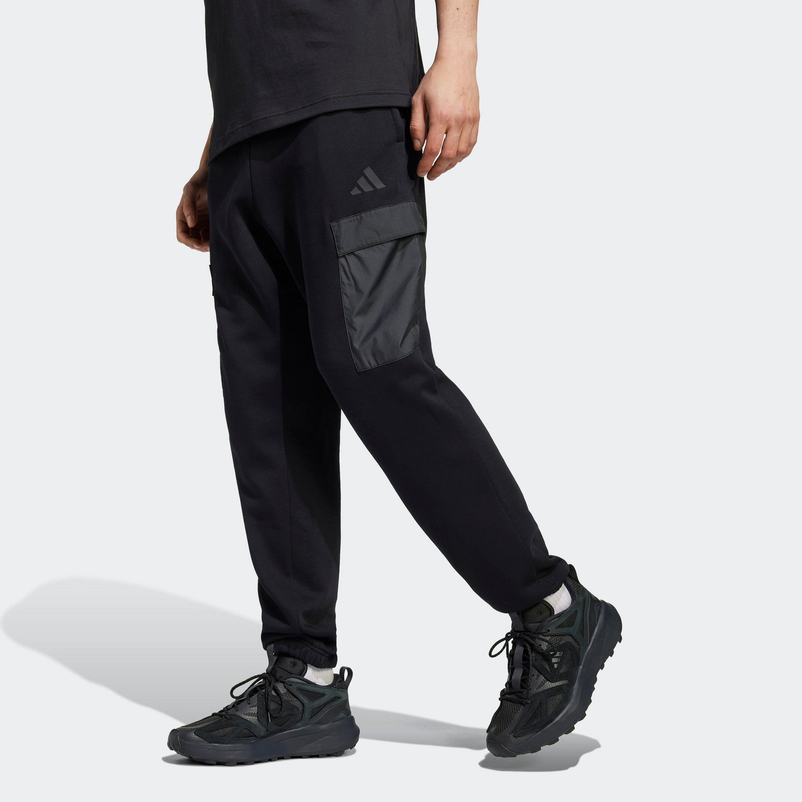 ADIDAS pánske nohavice čierne