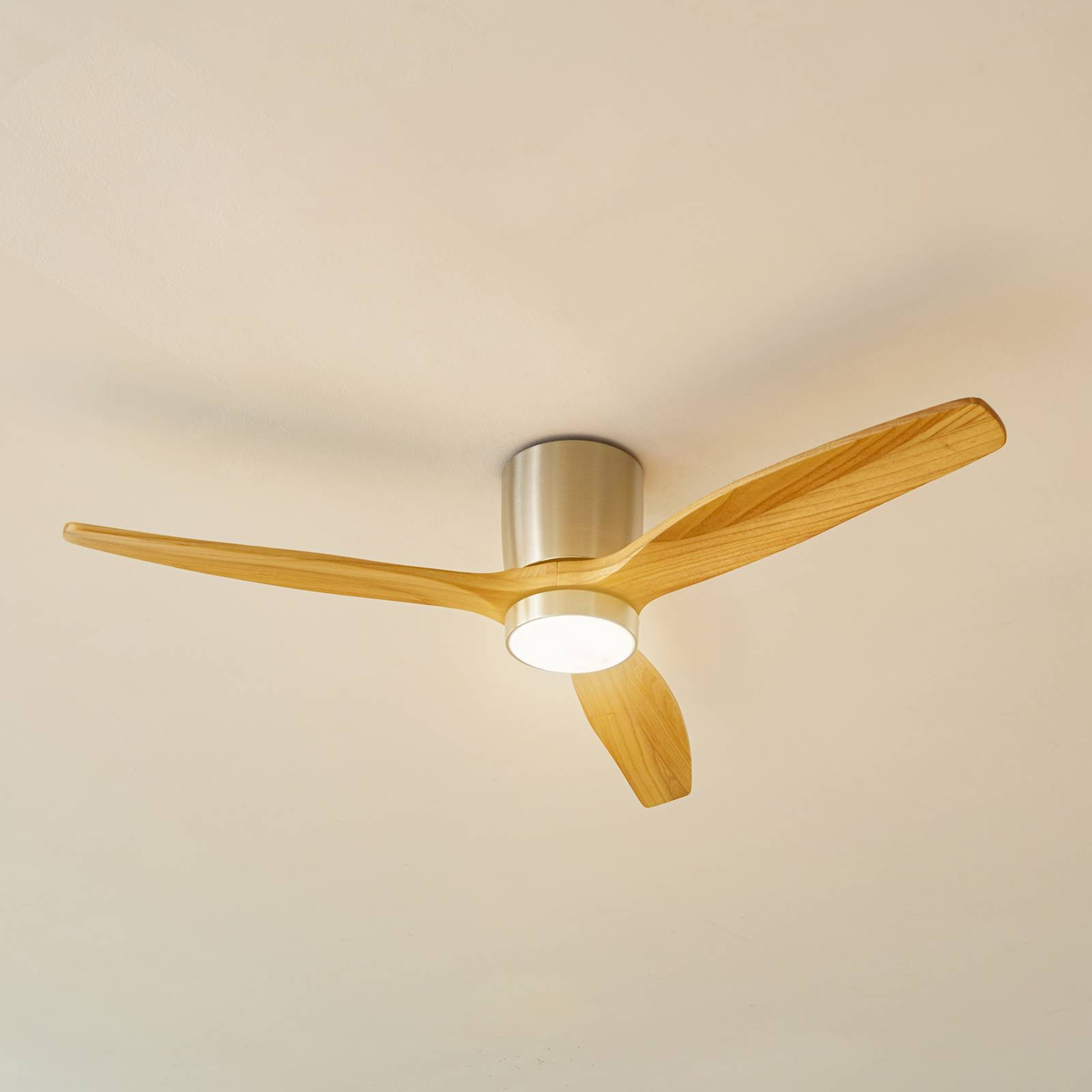 Stropný ventilátor Lucande LED Faipari, nikel, DC, tichý, 132 cm