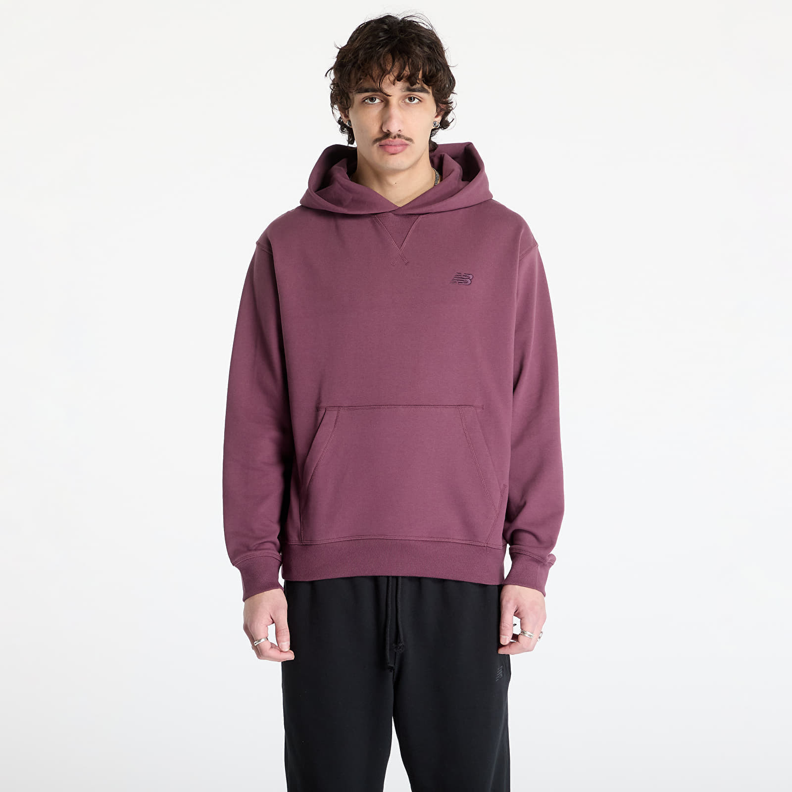 Mikina New Balance Athletics French Terry Hoodie Violet S