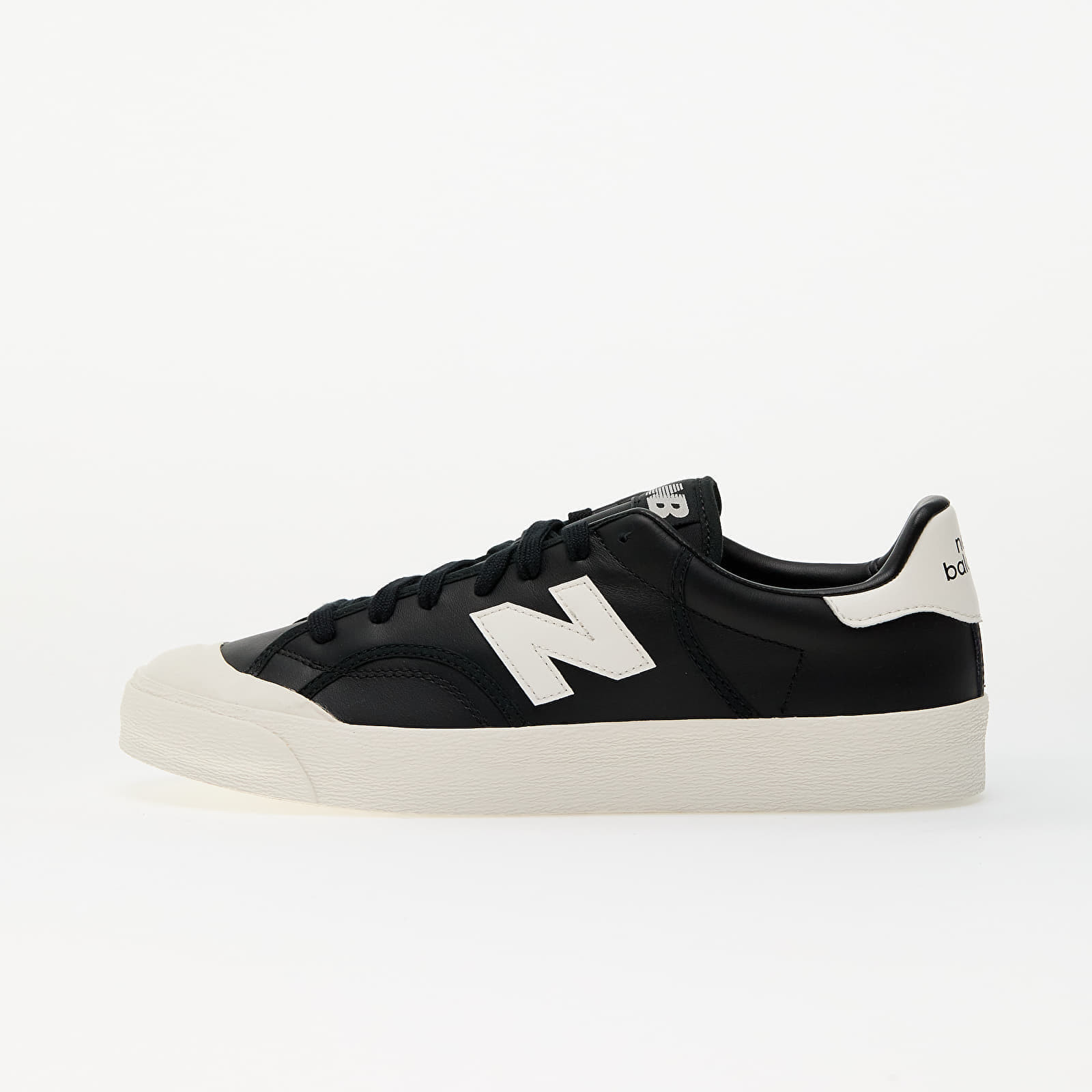 Tenisky New Balance 100 Black/ White EUR 37