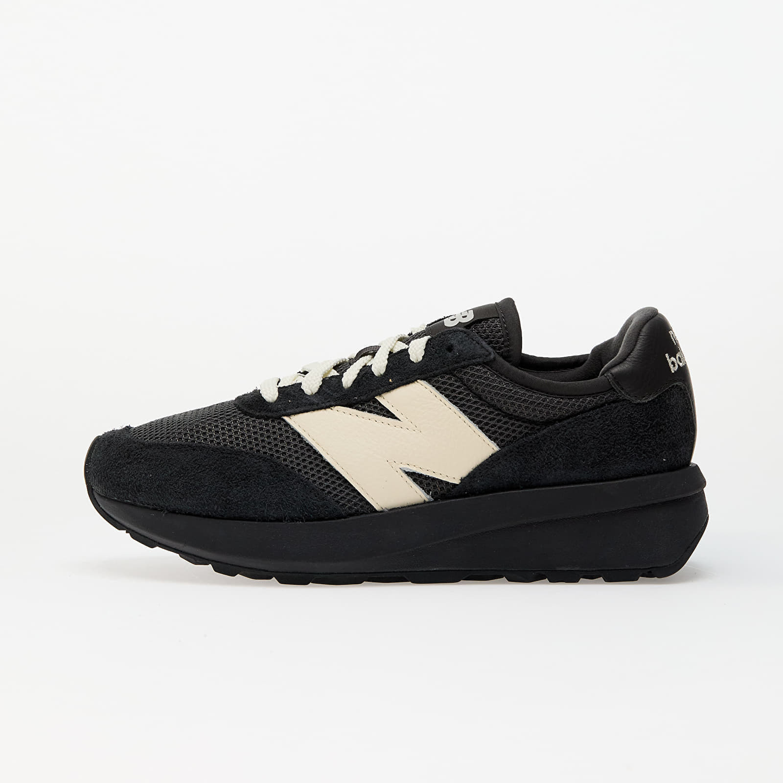 Tenisky New Balance 370 Black/ Cement EUR 37.5