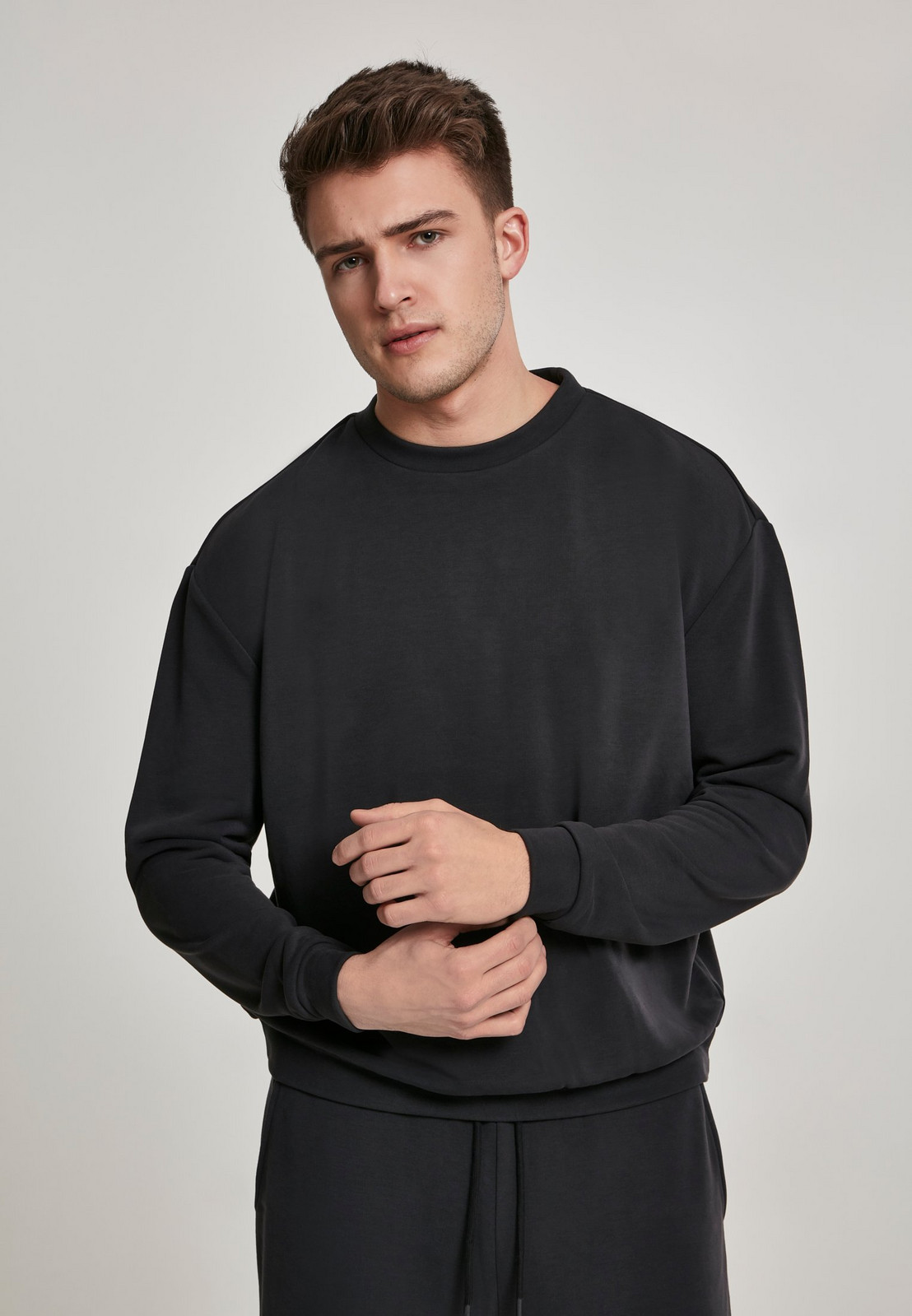 Modal Terry Crew Black