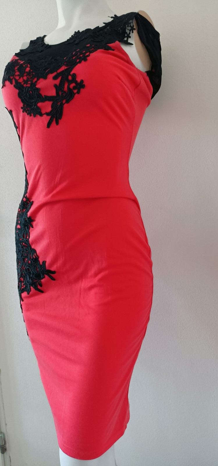 Dámske šaty 9103 black-red - Koucla S/L