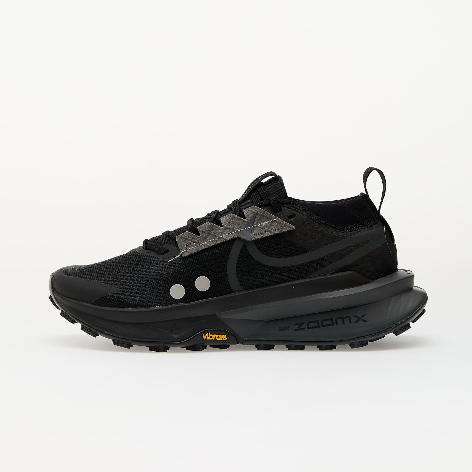 Tenisky Nike W Zoomx Zegama Trail 2 Black/ Anthracite-Mtlc Platinum EUR 38