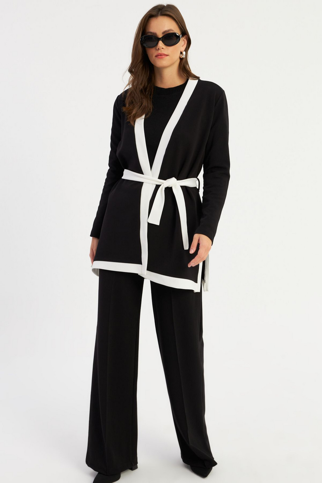 Cool & Sexy Women's Black Bottom Top Set BK100