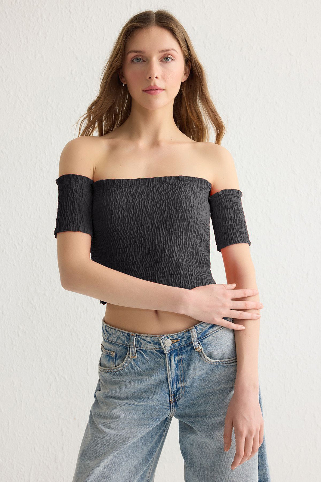 Trendyol Anthracite Fitted/Fits the Body Carmen Collar Crop Gipel Flexible Knitted Blouse