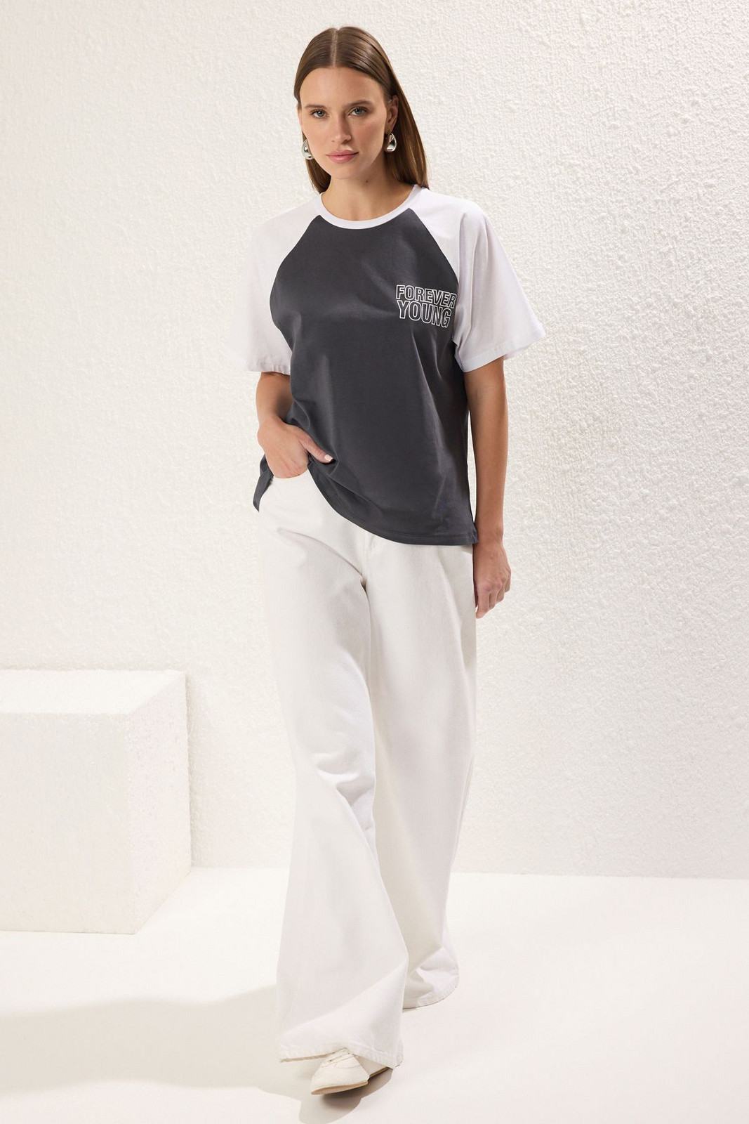 Trendyol Anthracite 100% Cotton Color Block Slogan Relaxed Cut Knitted T-Shirt