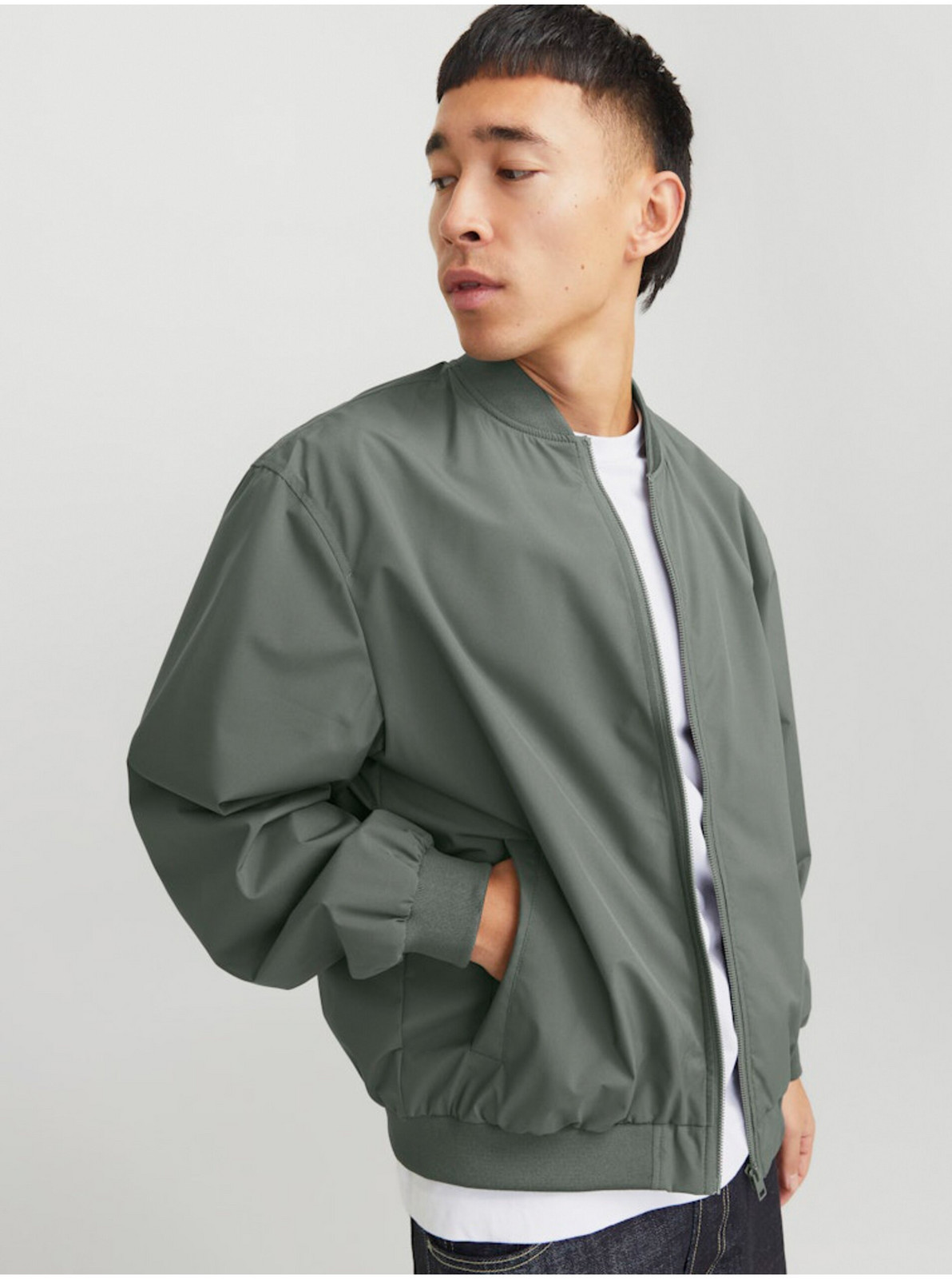 Zelený pánsky bomber Jack & Jones