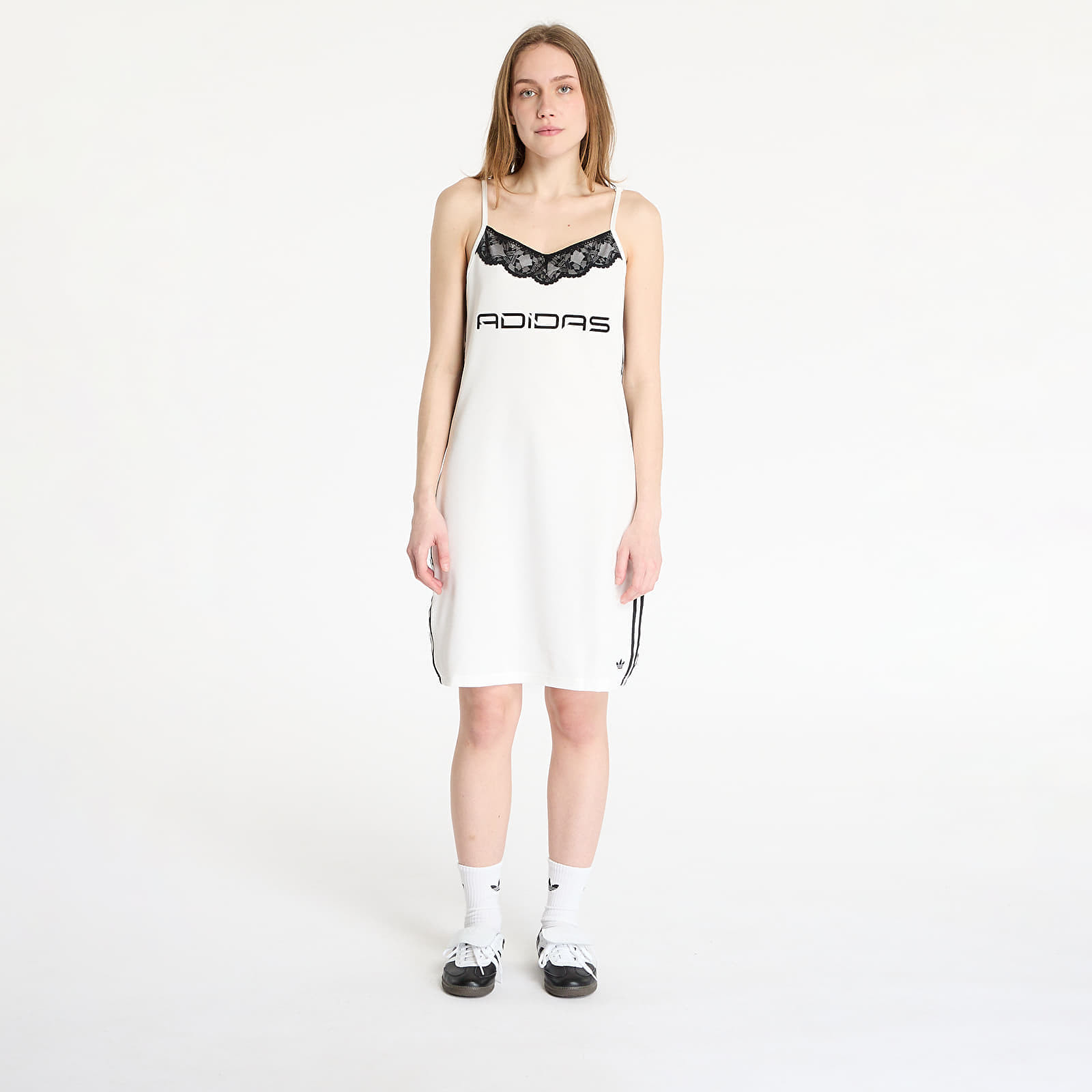 adidas Dress White/ Cloud White/ Black XS