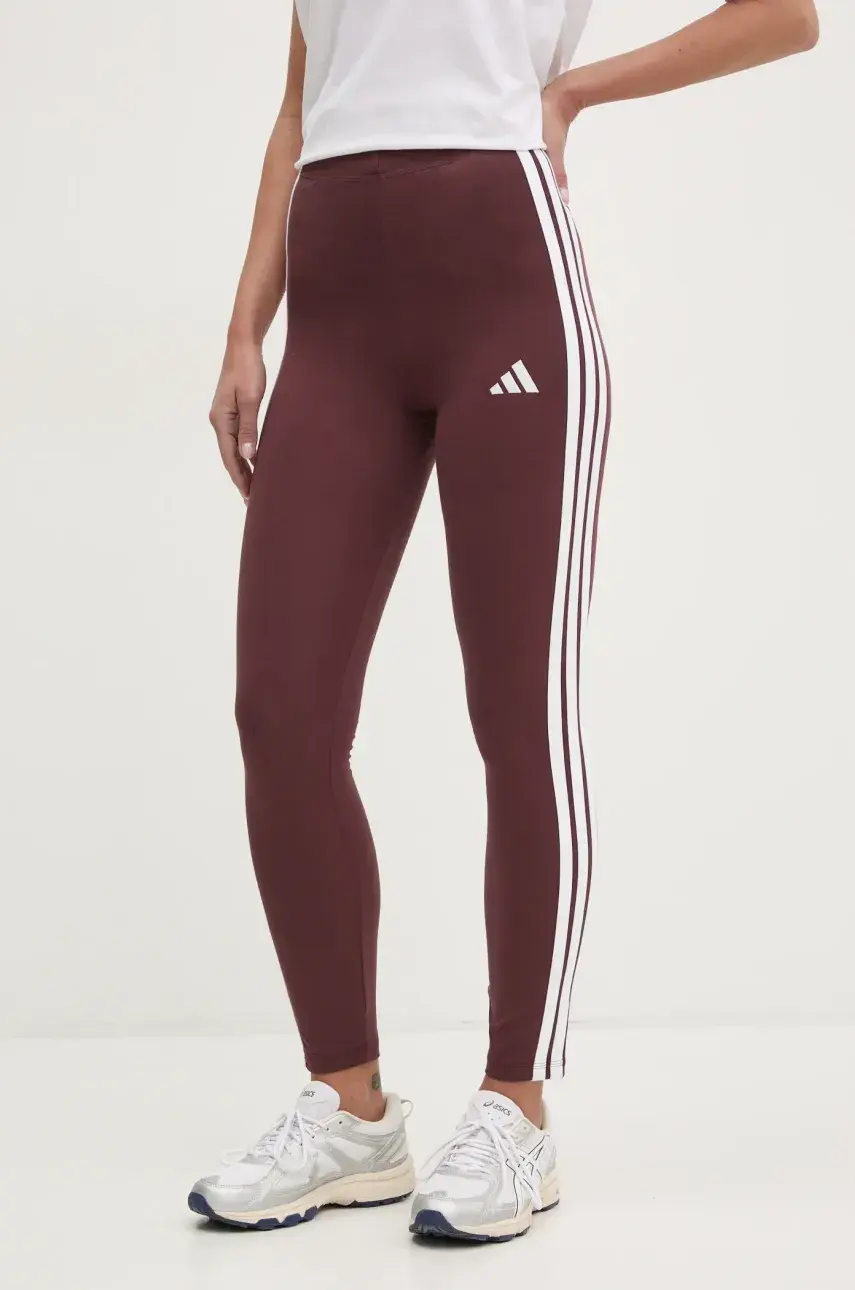 Legíny adidas Essentials dámske, bordová farba, s nášivkou, JC5575