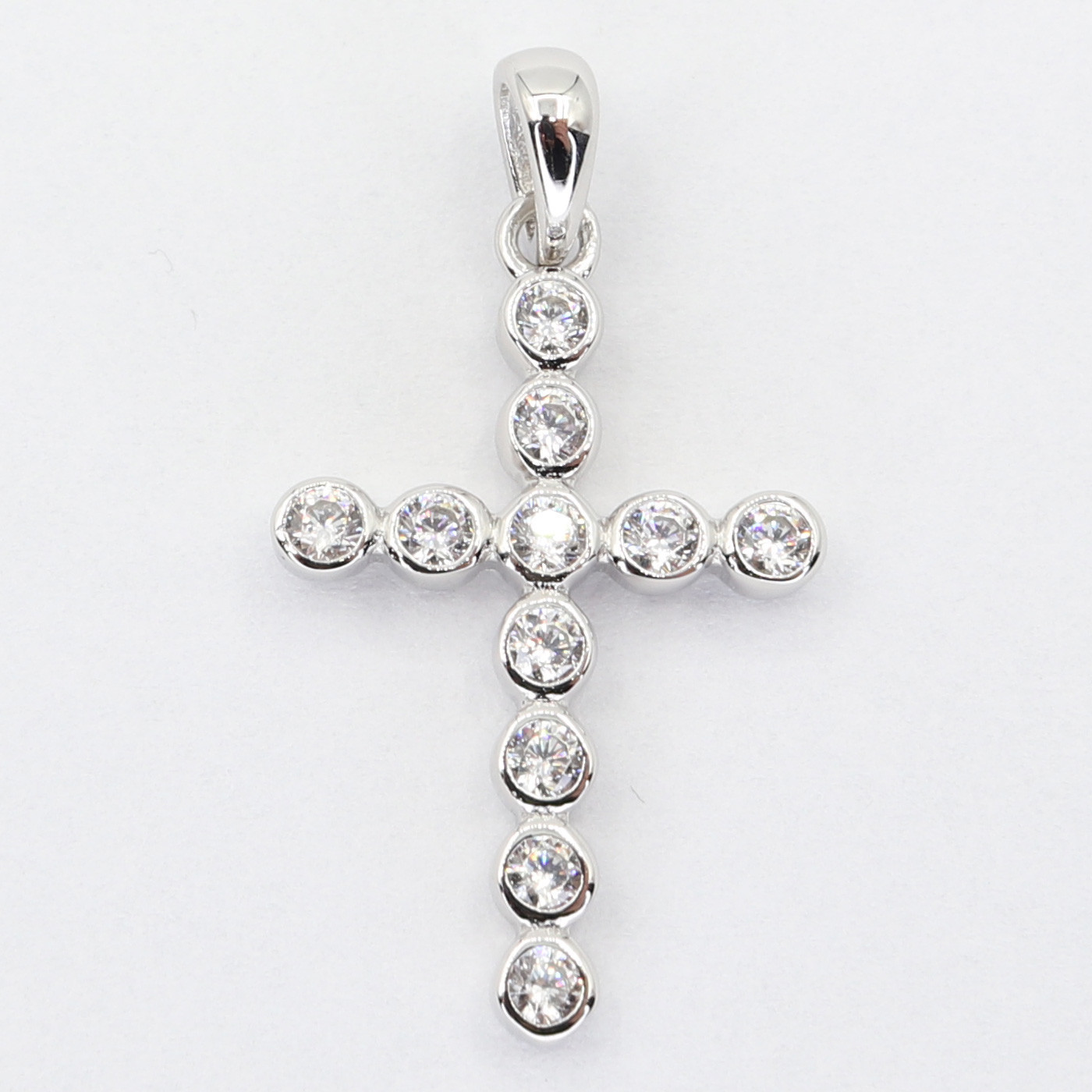 Strieborný prívesok 113257