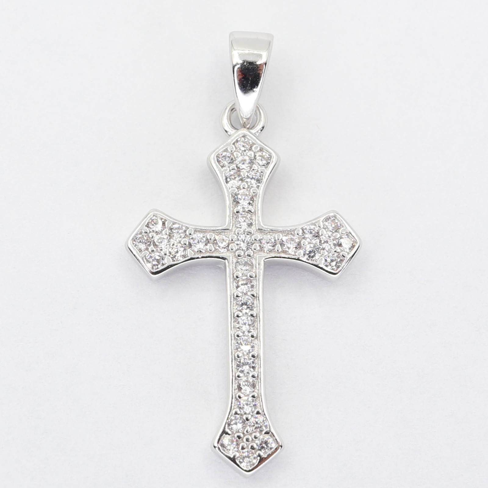 Strieborný prívesok 113266