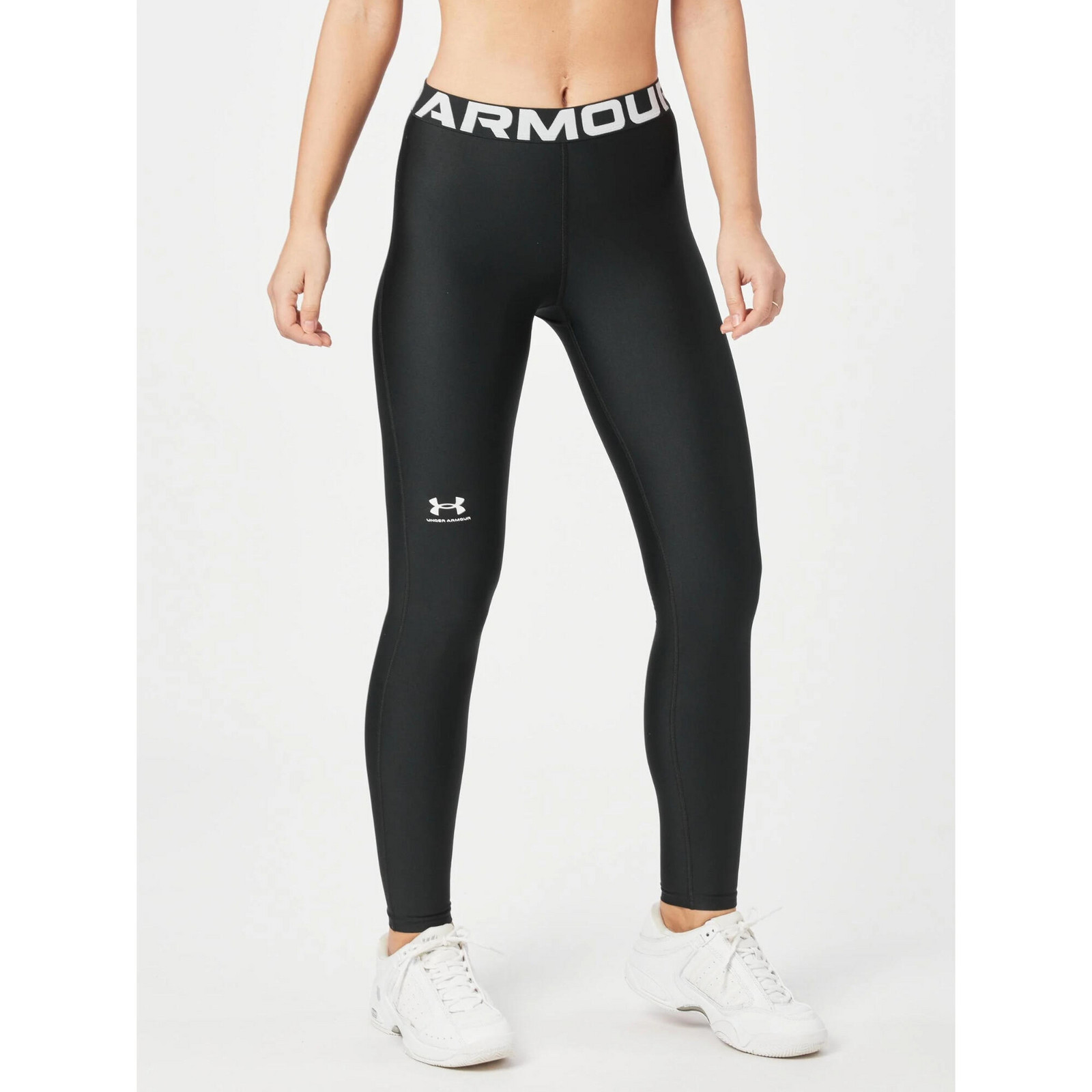 Under Armour legíny na fitness čierne