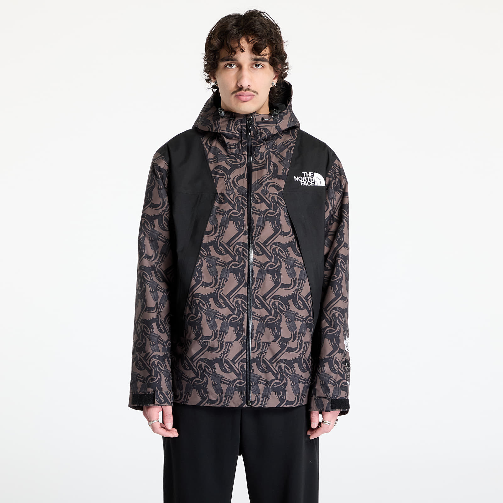 Vetrovka The North Face Nse Shell Jacket UNISEX Print Smokey Brown Carabiner M