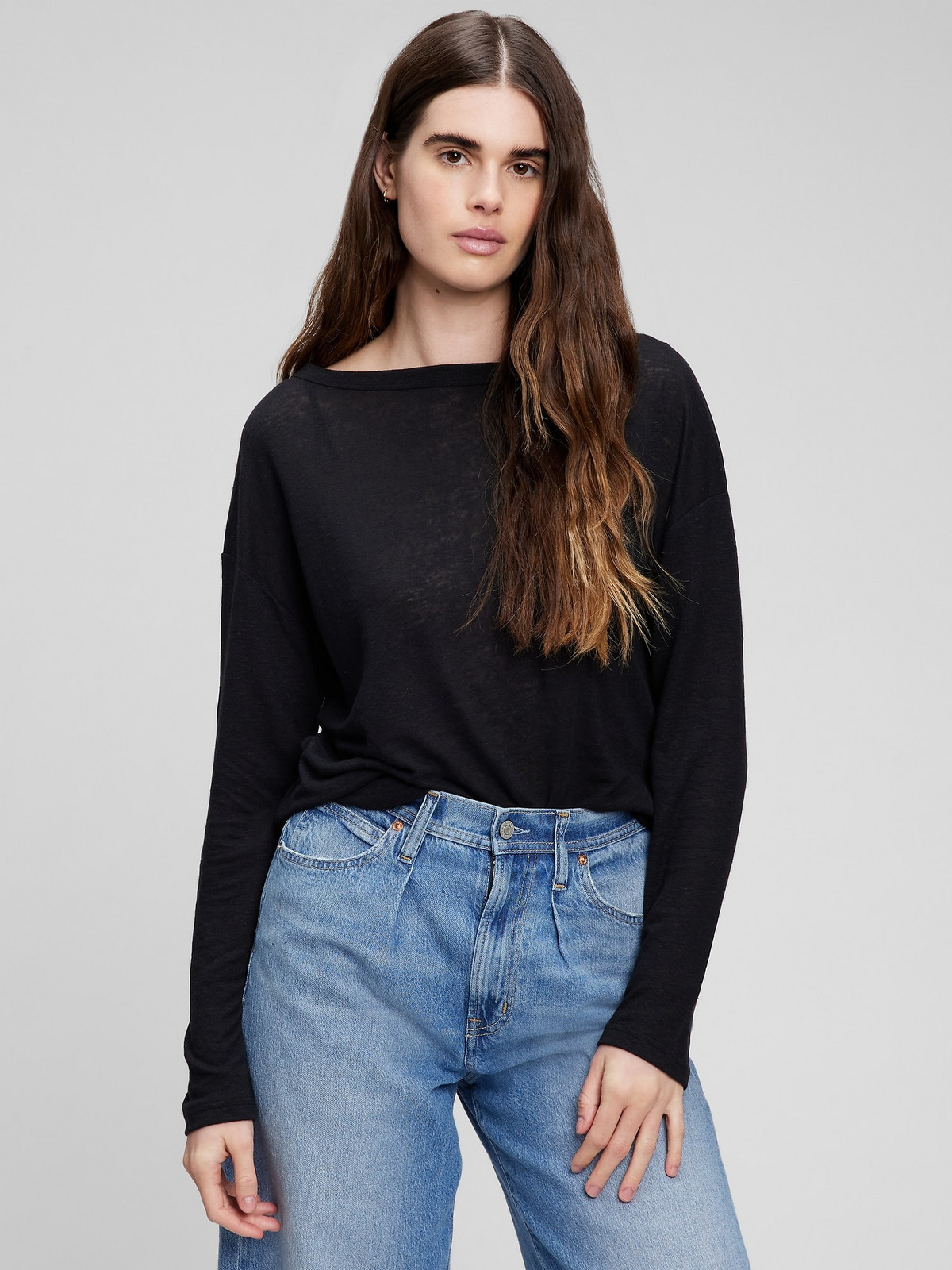 GAP Linen Long Sleeve T-Shirt - Women