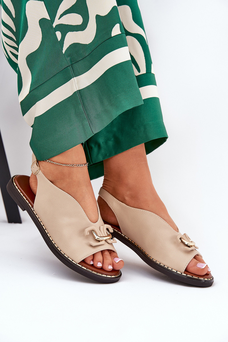 Boto Sandal Na Plochéj Päte S Dekoráciou Eko Koža Béžové Tillireta