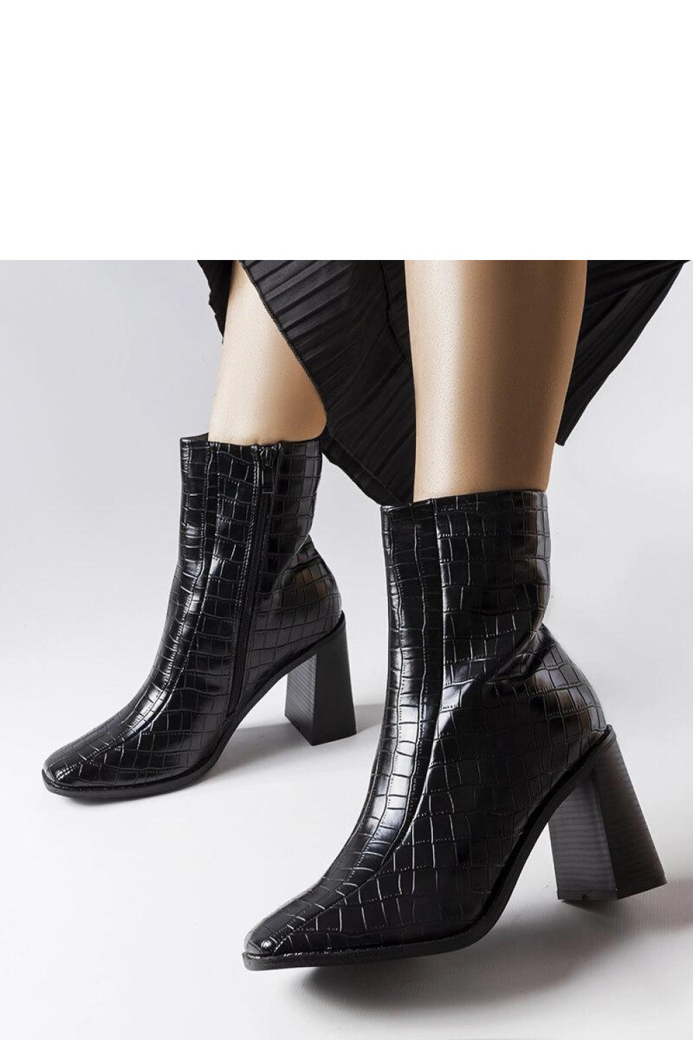 Topánky na podpätku model 204839 Solea 36