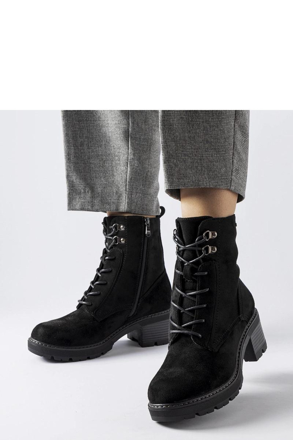 Topánky na podpätku model 205852 Solea 37